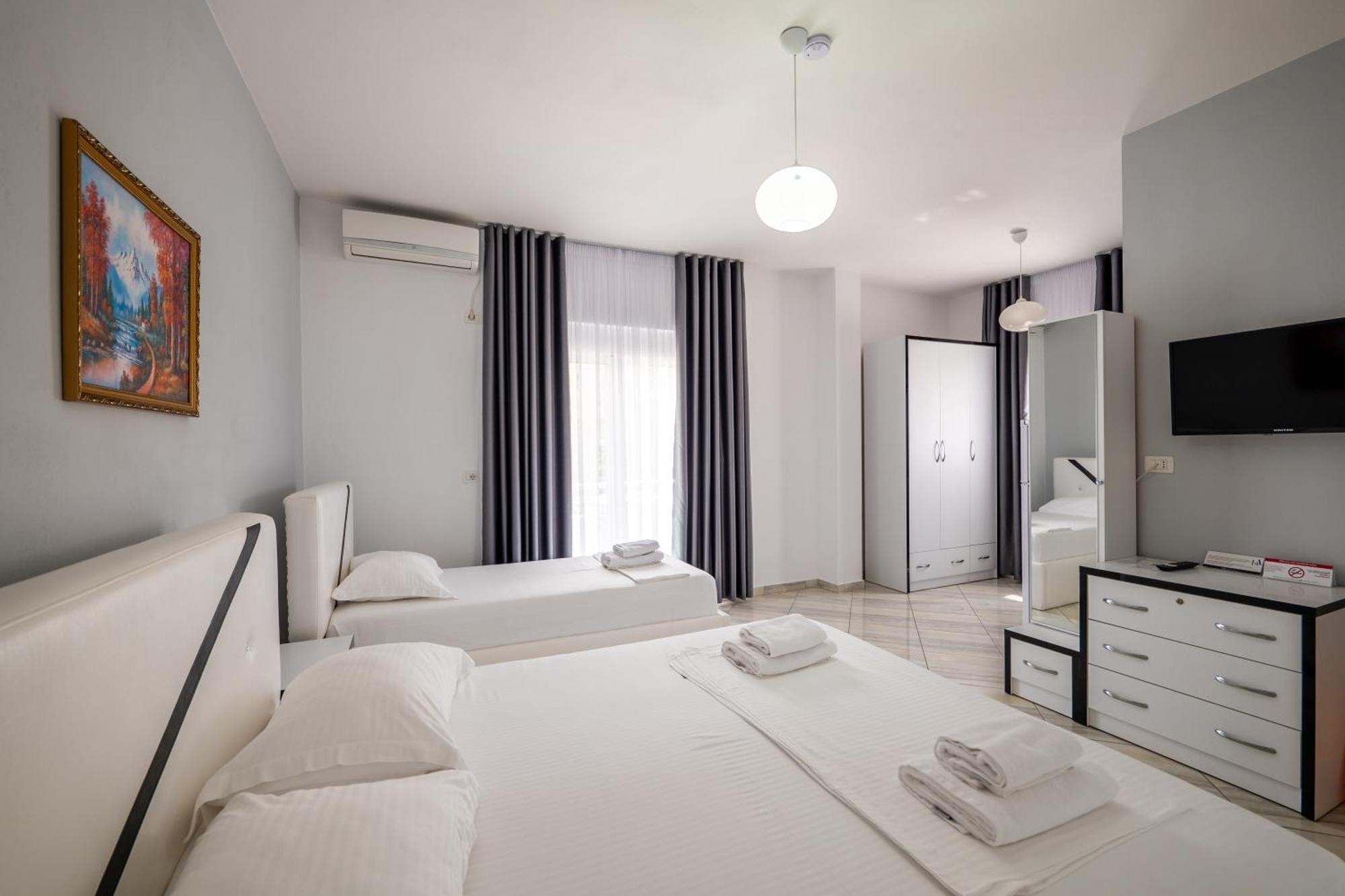 Hotel Artur2 Ксамил Экстерьер фото